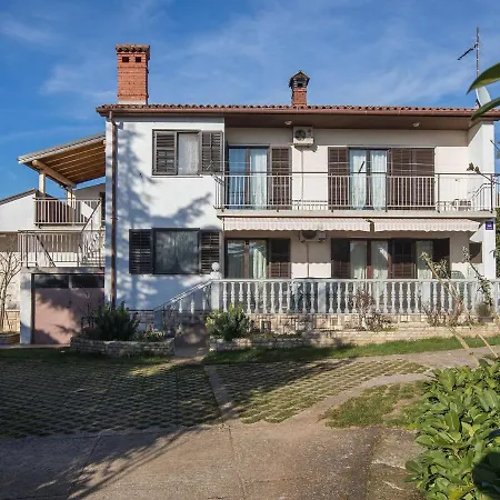 House Angelini Appartement Štinjan