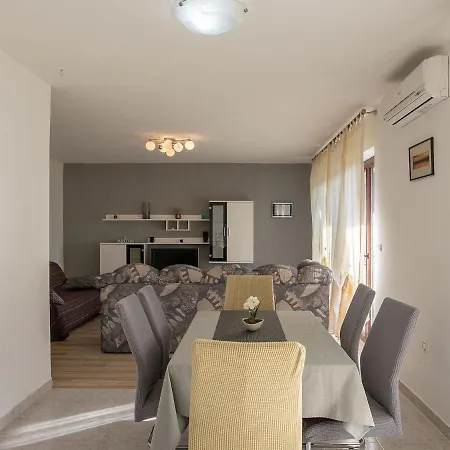 Appartement House Angelini *